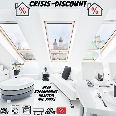 Апартаменты Unique Design Loft In Middle Of Centre Of Old Town With Netflix Краков Экстерьер фото