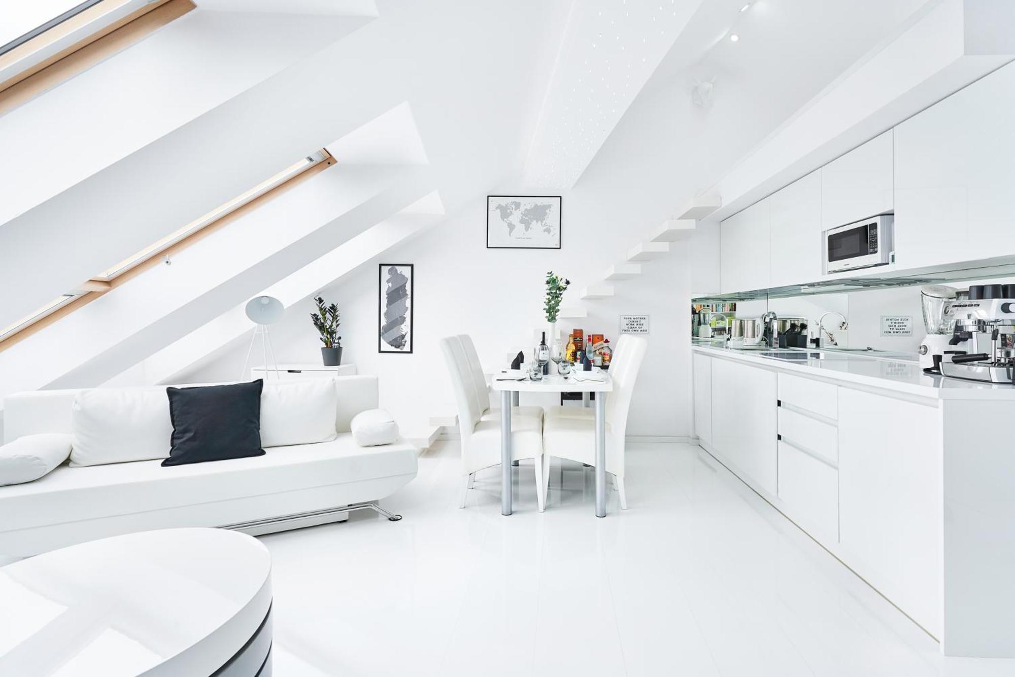 Апартаменты Unique Design Loft In Middle Of Centre Of Old Town With Netflix Краков Экстерьер фото